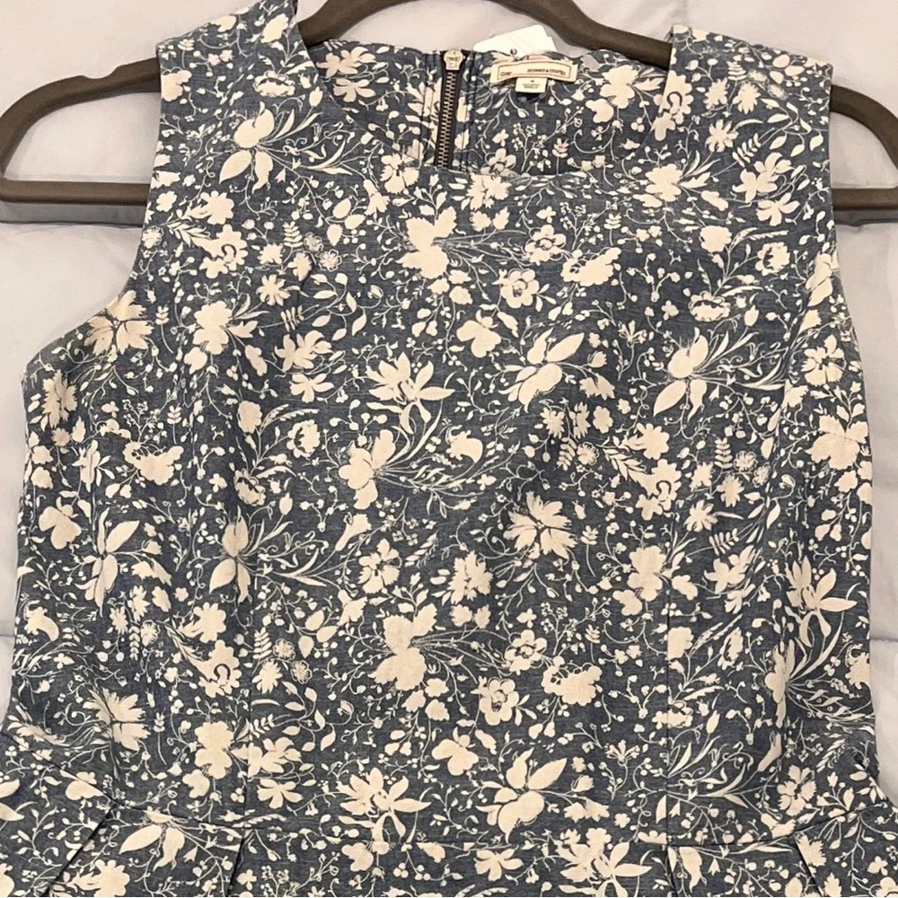 Charming Summer Dress! GAP (EUC, Sz 4) Blue & White, Pleated, Sleeveless Cotton - Picture 5 of 9
